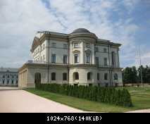 дворец Розумовского, вид сбоку